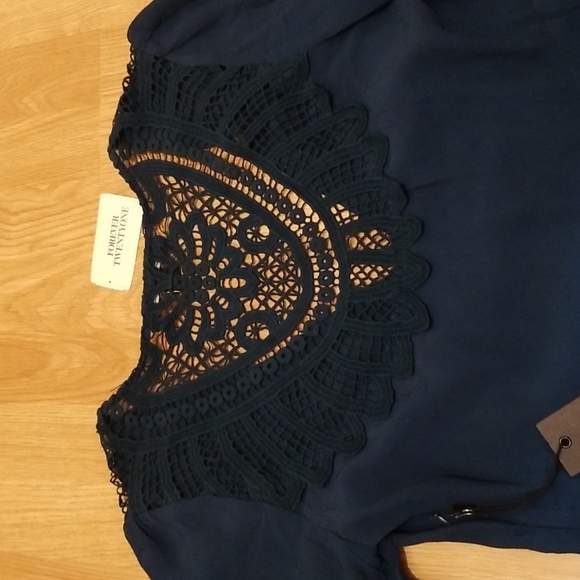 Crochet Back Maxi Dress - Picture 9 of 10